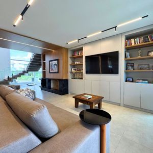 Casa de Condomínio com 435m², 4 dormitórios, 4 suítes, 4 vagas no Ocean Side em Torres para Comprar