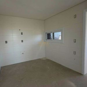 Apartamento com 121m², 3 dormitórios, 3 suítes, 1 vaga no Punta Del Sole em Torres para Comprar