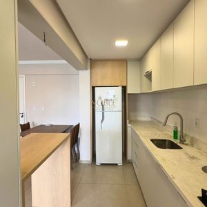 Apartamento, 2 dormitórios, 1 suíte, 1 vaga no Towers Trade Center em Torres para Comprar