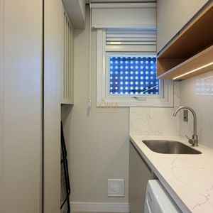 Apartamento com 70m², 2 dormitórios, 1 suíte, 2 vagas no Toronto em Torres para Comprar