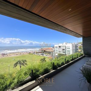 Cobertura com 344m², 3 dormitórios, 3 suítes, 3 vagas no Ares em Torres para Comprar