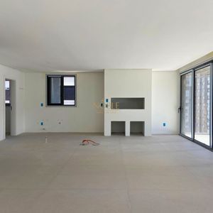 Apartamento com 165m², 3 dormitórios, 3 suítes, 3 vagas no Vanguard em Torres para Comprar