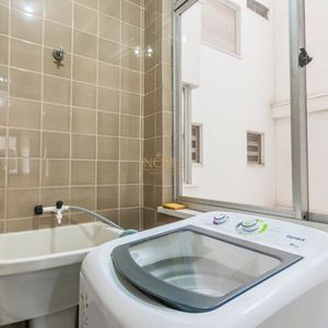 Apartamento com 85m², 2 dormitórios, 1 suíte, 1 vaga no Arlindo Zatti em Torres para Comprar