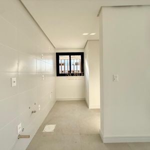 Apartamento com 99m², 2 dormitórios, 2 suítes, 2 vagas no Florença em Torres para Comprar