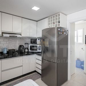 Apartamento com 201m², 3 dormitórios, 1 suíte, 3 vagas no Paris em Torres para Comprar