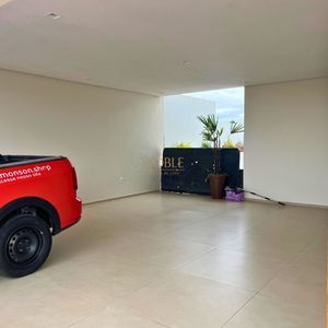 Casa com 180m², 3 dormitórios, 1 suíte, 4 vagas no bairro Novo Passo em Passo de Torres para Comprar