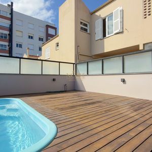 Cobertura com 220m², 3 dormitórios, 3 suítes, 2 vagas no Dona Iris em Torres para Comprar