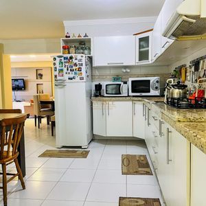 Apartamento com 117m², 3 dormitórios, 3 suítes, 1 vaga no Lex Center em Torres para Comprar