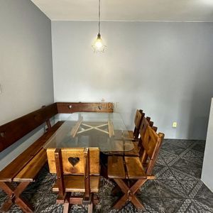 Apartamento com 94m², 3 dormitórios, 1 suíte, 2 vagas no Edifício Saron em Torres para Comprar