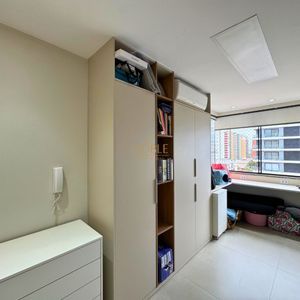 Apartamento com 161m², 4 dormitórios, 4 suítes, 2 vagas no Mare Blu em Torres para Comprar