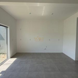 Sobrado com 148m², 3 dormitórios, 1 suíte, 2 vagas no bairro Tapera em Passo de Torres para Comprar