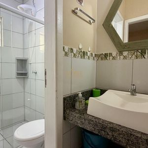 Pousada, 8 dormitórios, 3 suítes, 7 vagas no bairro Praia da Cal em Torres para Comprar