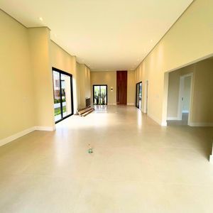 Casa de Condomínio com 192m², 3 dormitórios, 3 suítes, 2 vagas no Reserva das Águas em Torres para Comprar