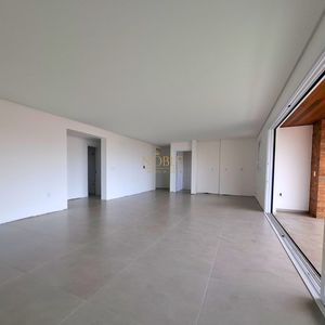 Apartamento com 150m², 3 dormitórios, 1 suíte, 2 vagas no Morada do Parque em Torres para Comprar