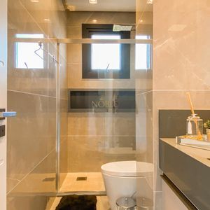 Casa de Condomínio com 375m², 4 dormitórios, 4 suítes, 2 vagas no Condomínio Ilhas Park em Torres para Comprar