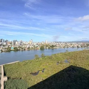 Apartamento com 76m², 2 dormitórios, 1 suíte, 1 vaga no View Place Marina Mampituba em Passo de Torres para Comprar