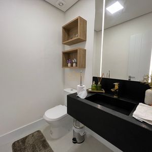 Casa de Condomínio com 234m², 5 dormitórios, 3 suítes, 2 vagas no Condomínio Ilhas Park em Torres para Comprar