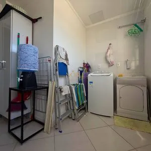 Apartamento com 87m², 3 dormitórios, 1 suíte, 2 vagas no Due Fratelli em Torres para Comprar