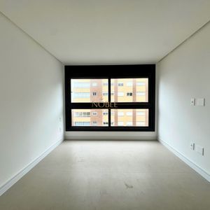 Apartamento com 117m², 3 dormitórios, 3 suítes, 2 vagas no Freedom em Torres para Comprar
