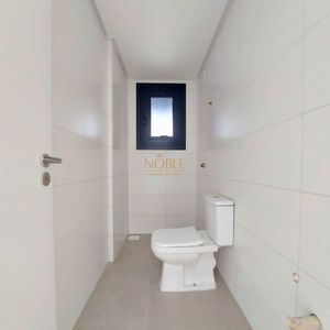 Apartamento com 80m², 2 dormitórios, 1 suíte, 1 vaga no Opportunity em Torres para Comprar