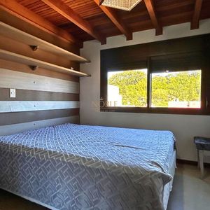 Cobertura com 249m², 3 dormitórios, 2 suítes, 3 vagas no Marechiare em Torres para Comprar