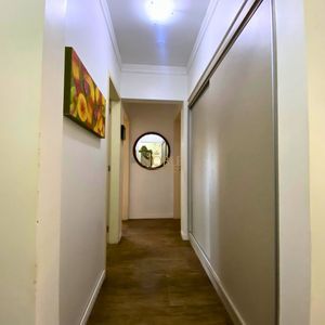 Apartamento com 91m², 2 dormitórios, 1 suíte no Torre de Prata em Torres para Comprar