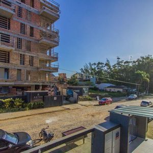 Apartamento com 49m², 1 dormitório, 1 suíte, 1 vaga no Loft Las Piedras em Torres para Comprar