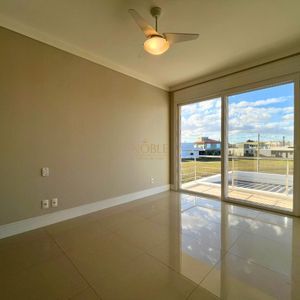 Casa de Condomínio com 320m², 4 dormitórios, 4 suítes, 4 vagas no Ocean Side em Torres para Comprar