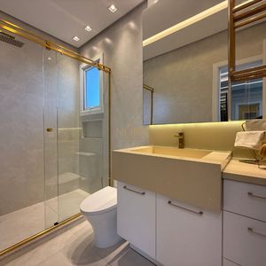 Casa de Condomínio com 359m², 4 dormitórios, 4 suítes, 2 vagas no Reserva das Águas em Torres para Comprar