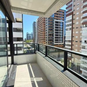 Apartamento com 80m², 2 dormitórios, 1 suíte, 1 vaga no Opportunity em Torres para Comprar