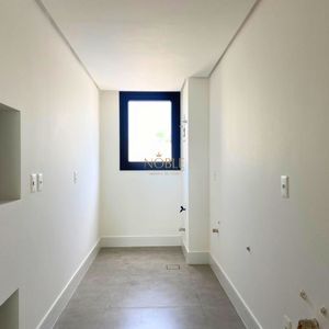 Apartamento com 87m², 2 dormitórios, 2 suítes, 2 vagas no Aura em Torres para Comprar