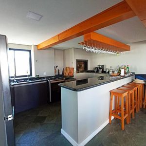Cobertura com 270m², 5 dormitórios, 1 suíte, 3 vagas no Astor Piazzola em Torres para Comprar