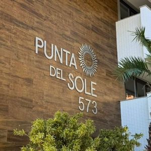 Apartamento com 85m², 2 dormitórios, 2 suítes, 1 vaga no Punta Del Sole em Torres para Comprar