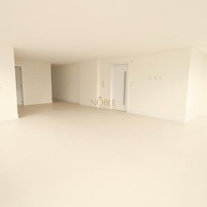 Apartamento com 130m², 3 dormitórios, 1 suíte, 2 vagas no Monterrey em Torres para Comprar