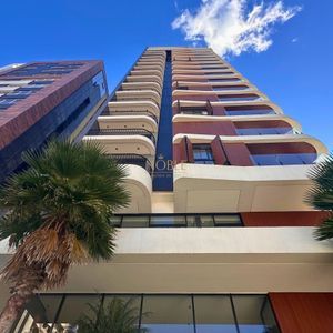Apartamento com 91m², 2 dormitórios, 2 suítes, 2 vagas no Toronto em Torres para Comprar