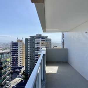 Apartamento com 140m², 3 dormitórios, 3 suítes, 2 vagas no Di milano em Torres para Comprar