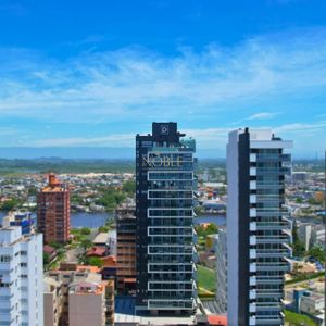 Apartamento com 114m², 3 dormitórios, 1 suíte, 2 vagas no Vista Mare em Torres para Comprar