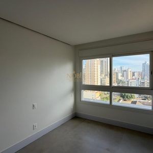 Apartamento com 110m², 3 dormitórios, 1 suíte, 2 vagas no Montalcino em Torres para Comprar