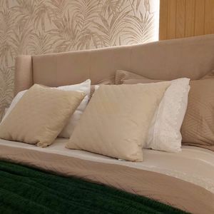 Apartamento com 90m², 2 dormitórios, 2 suítes, 2 vagas no Maui Residencial em Torres para Comprar