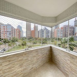 Apartamento com 131m², 3 dormitórios, 3 suítes, 2 vagas no Cortemaggiore em Torres para Comprar