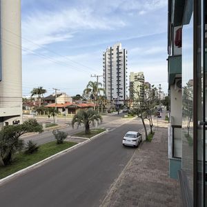 Apartamento com 42m², 1 dormitório no San Remo em Torres para Comprar