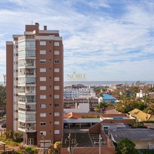 Apartamento com 100m², 2 dormitórios, 2 suítes, 2 vagas no Bella Vita em Torres para Comprar