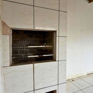 Casa com 74m², 2 dormitórios, 1 vaga no bairro Igra Sul em Torres para Comprar