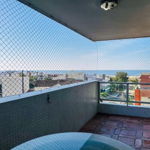 Apartamento com 111m², 3 dormitórios, 1 suíte, 2 vagas no Ilha de Saint Martin em Torres para Comprar