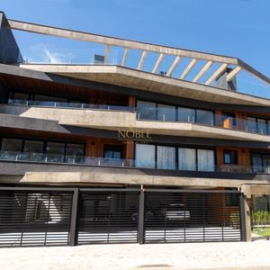 Apartamento com 74m², 2 dormitórios, 1 suíte, 1 vaga no Essenza em Torres para Comprar