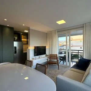 Apartamento com 78m², 2 dormitórios, 1 suíte, 2 vagas no Ilha de Creta em Torres para Comprar