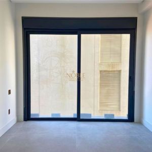 Apartamento com 207m², 4 dormitórios, 4 suítes, 2 vagas no Domus em Torres para Comprar