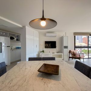 Apartamento com 108m², 3 dormitórios, 1 suíte, 2 vagas no Residencial DI Capri em Torres para Comprar