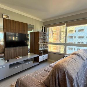 Apartamento com 70m², 2 dormitórios, 1 suíte, 1 vaga no Monet em Torres para Comprar