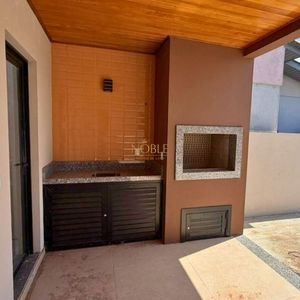 Casa com 215m², 3 dormitórios, 1 suíte, 2 vagas no bairro Morada das Palmeiras em Torres para Comprar